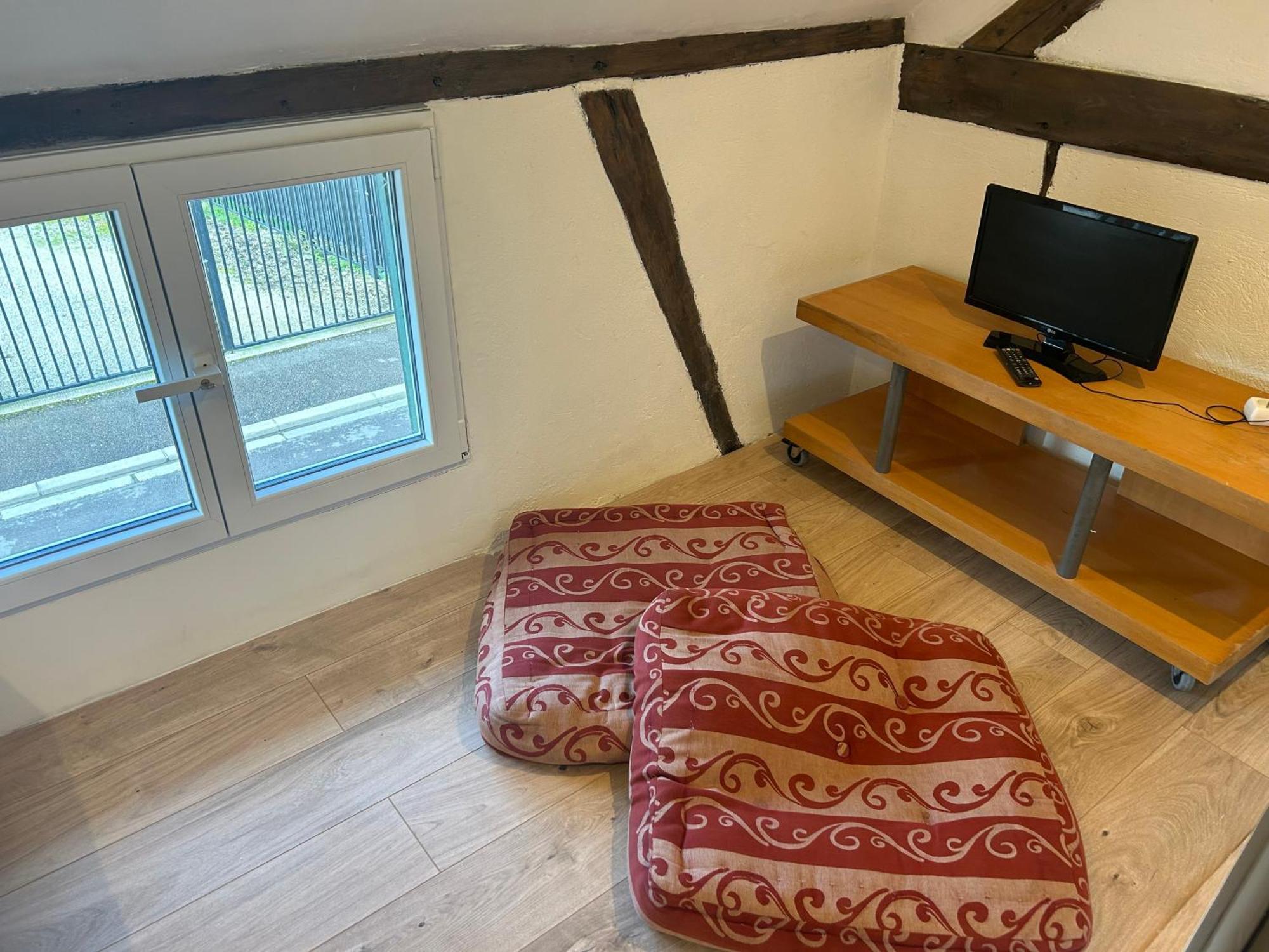 Au Bouquet Troyen - Wifi - Calme Et Tranquillite Apartment Troyes Luaran gambar