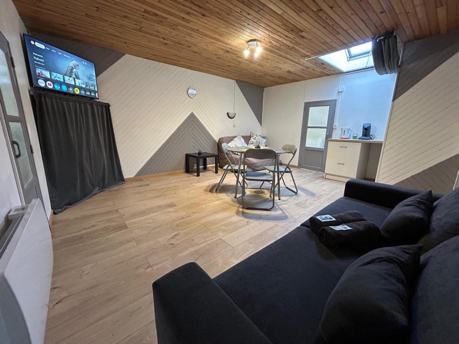 Au Bouquet Troyen - Wifi - Calme Et Tranquillite Apartment Troyes Luaran gambar